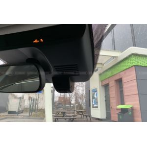Кликните для увеличения изображения Штатный видеорегистратор RedPower DVR-MZ-G для Mazda 6 (2018+) с штатным датчиком дождя