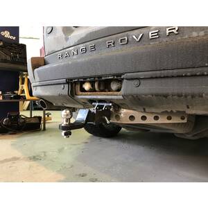 Фаркоп - LAND ROVER Discovery 4 (2012 - ) г. ( арт: 3372 ) photo5 Интернет магазин Автоаксессуаров Фаркопы, Тягово-сцепное устройство (ТСУ) (Шериф)