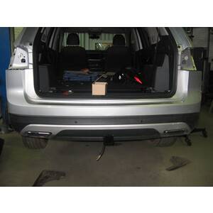 Фаркоп - VOLKSWAGEN Teramont (2017 - ) г. ( арт: 3764.21 ) photo6 Интернет магазин Автоаксессуаров Фаркопы, Тягово-сцепное устройство (ТСУ) (Шериф)