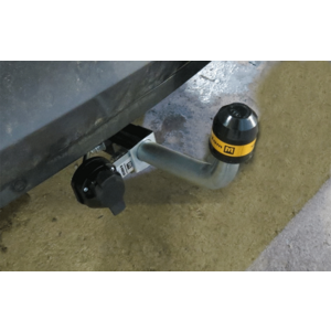 Фаркоп Skoda Octavia III 2013-2020 г. ( Унив.; Хэтчб. ) арт: 92304-A photo1 Интернет магазин Автоаксессуаров Фаркопы, Тягово-сцепное устройство (ТСУ) (Мотодор)