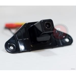 Штатная камера парковки RedPower CAM22 на автомобиль Toyota Prado 150